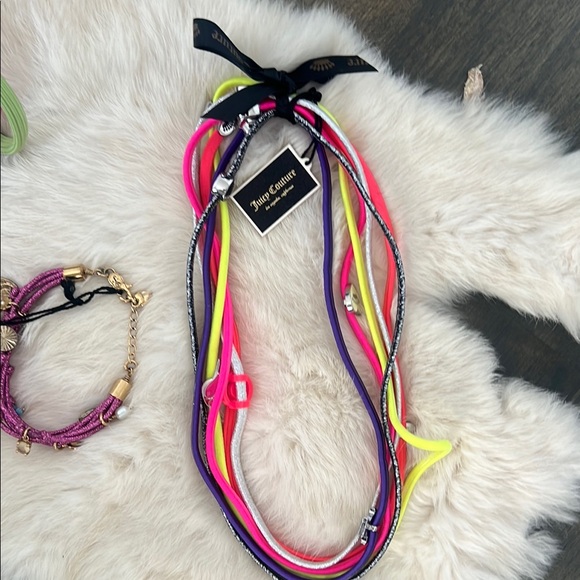 Juicy Couture Accessories - Picture 3 of 6